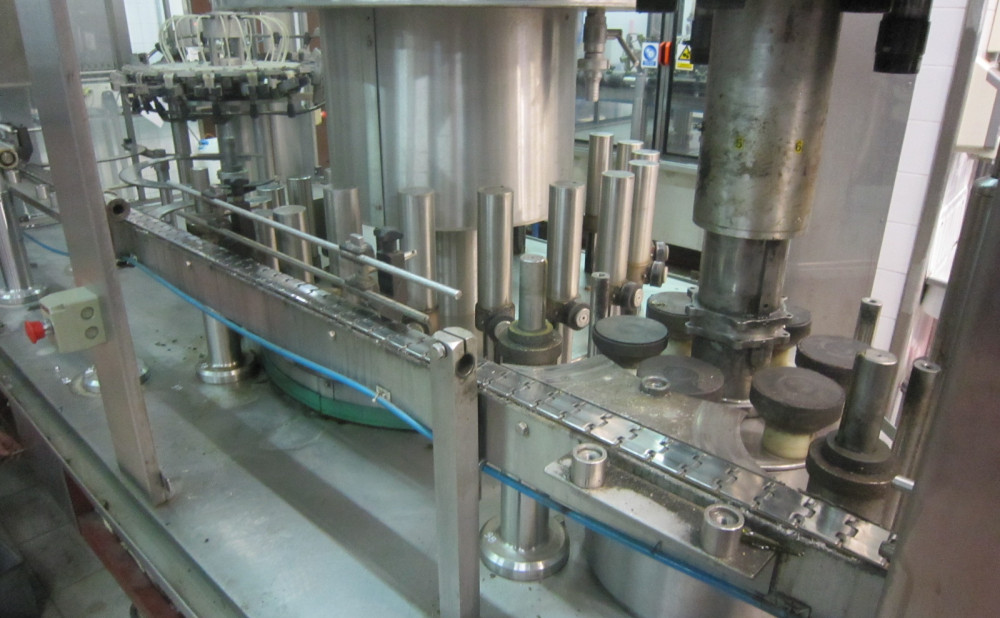 Servis i rekonstrukcija linije za punjenje jakih alkoholnih pića u male bočice