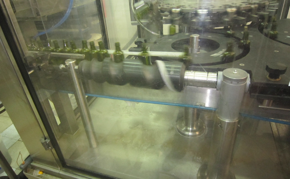 Servis i rekonstrukcija linije za punjenje jakih alkoholnih pića u male bočice