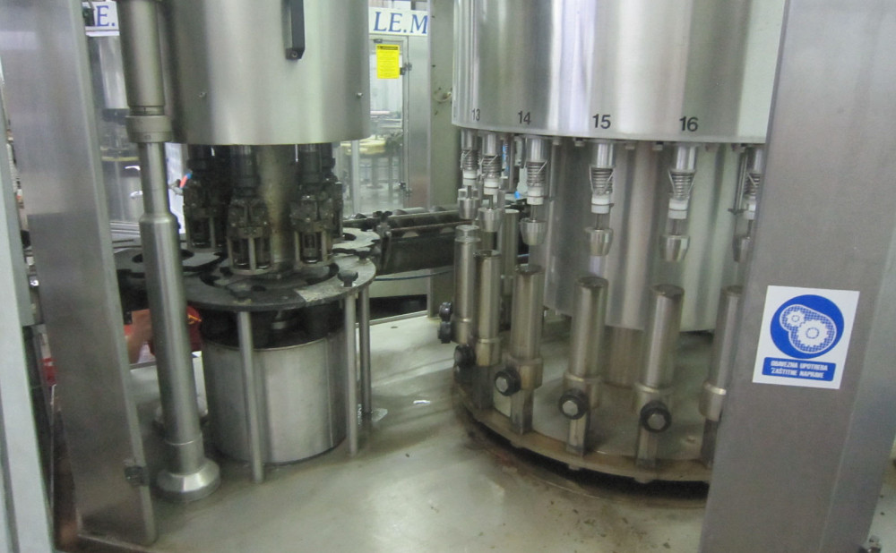 Servis i rekonstrukcija linije za punjenje jakih alkoholnih pića u male bočice